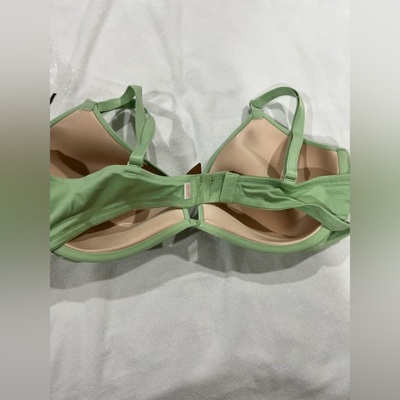 PINK VS Victoria Secret bra light green lightest lined 42C - Picture 2 of 7